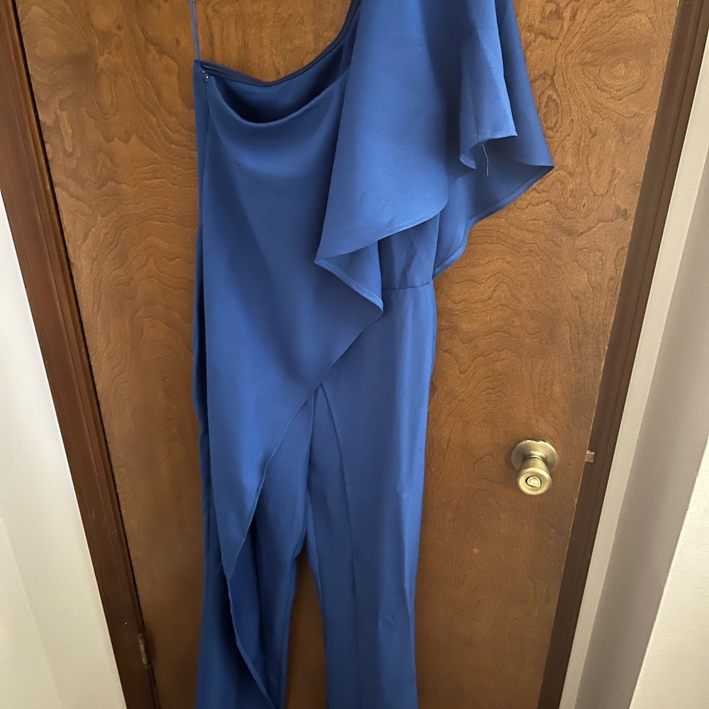Venus jumpsuit off shoulder